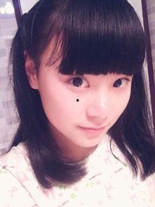 12岁小女生照片,12岁小女生的纯真瞬间